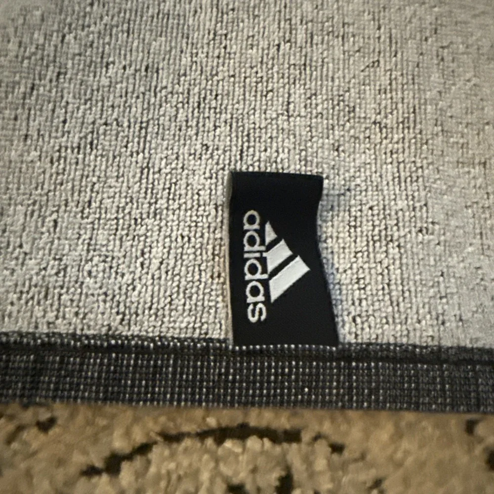 Adidas 3 Bar Small Towel  Unisex Swimming Sports Cotton Towel 50x95cm Black 90s